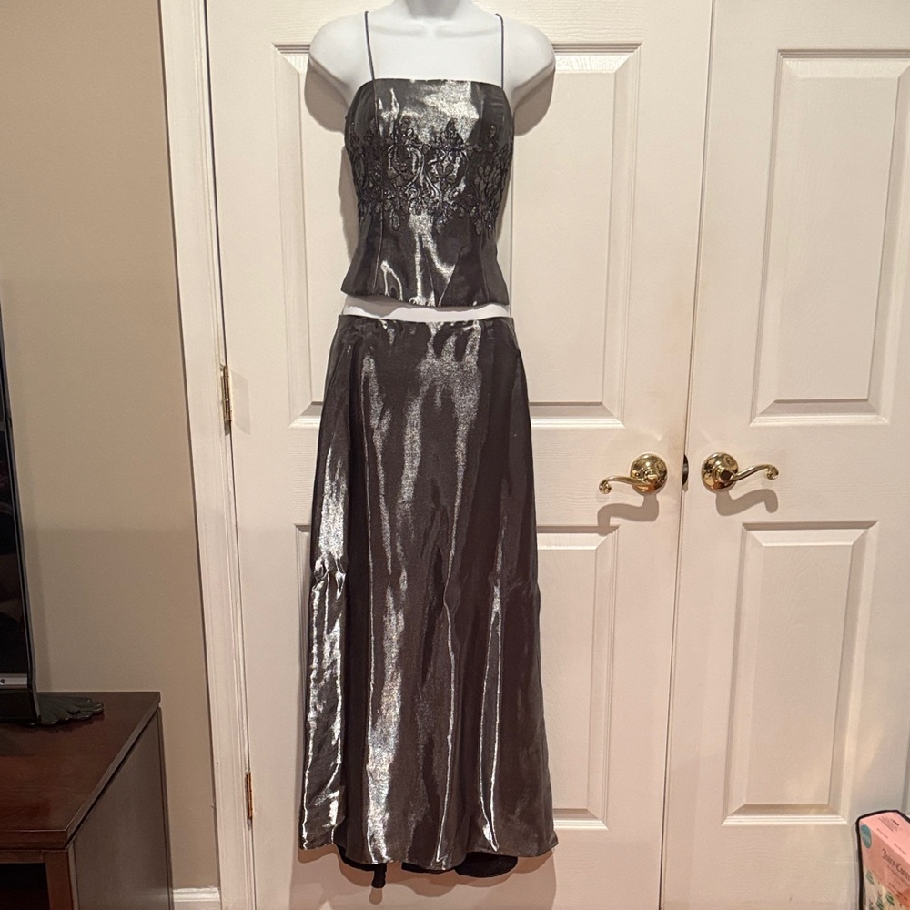 Dave & Johnny 2 pc Silver Prom Dress